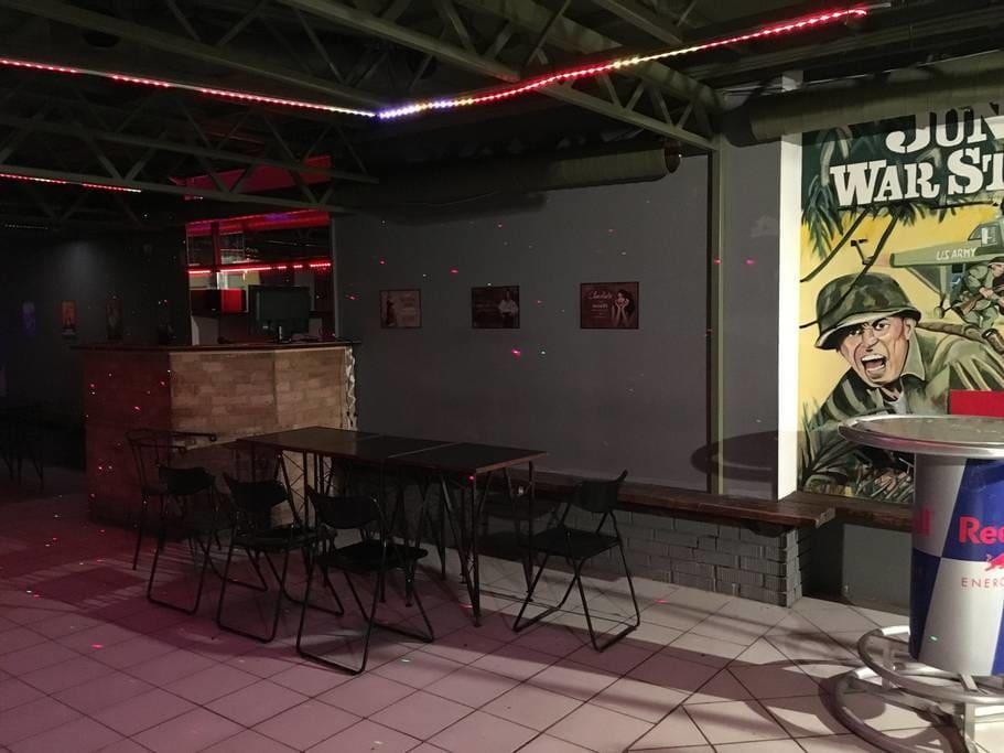 The Bachelor Bar - Bunker | Private Club Budapeste Exterior foto