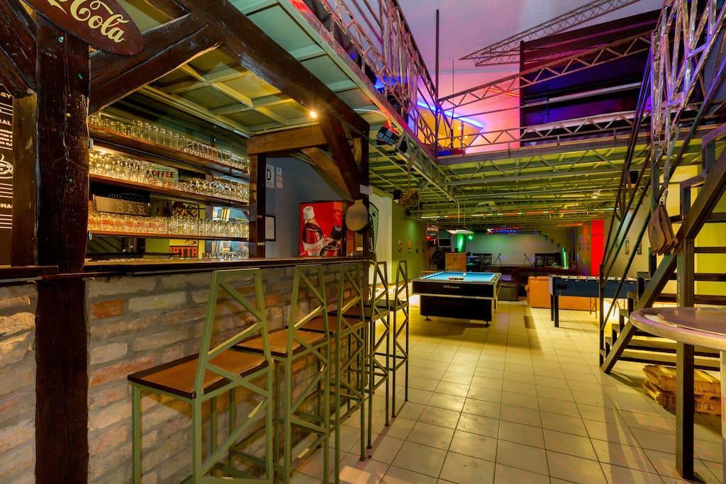 The Bachelor Bar - Bunker | Private Club Budapeste Exterior foto